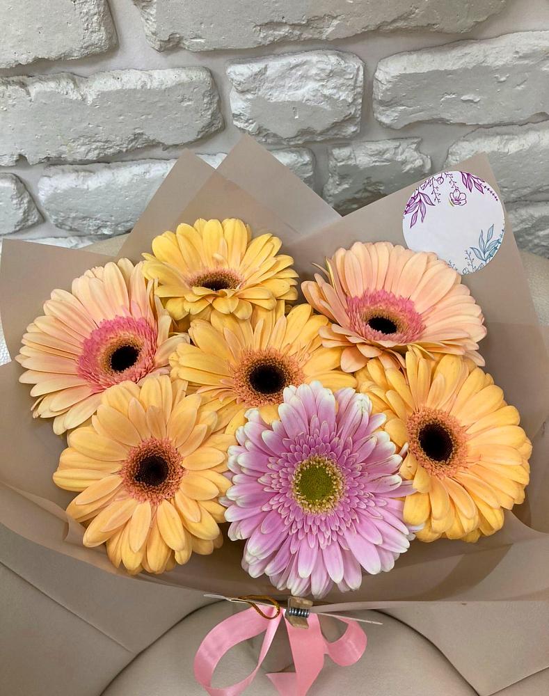 Букет цветов из: Герберы в поселок Сургут