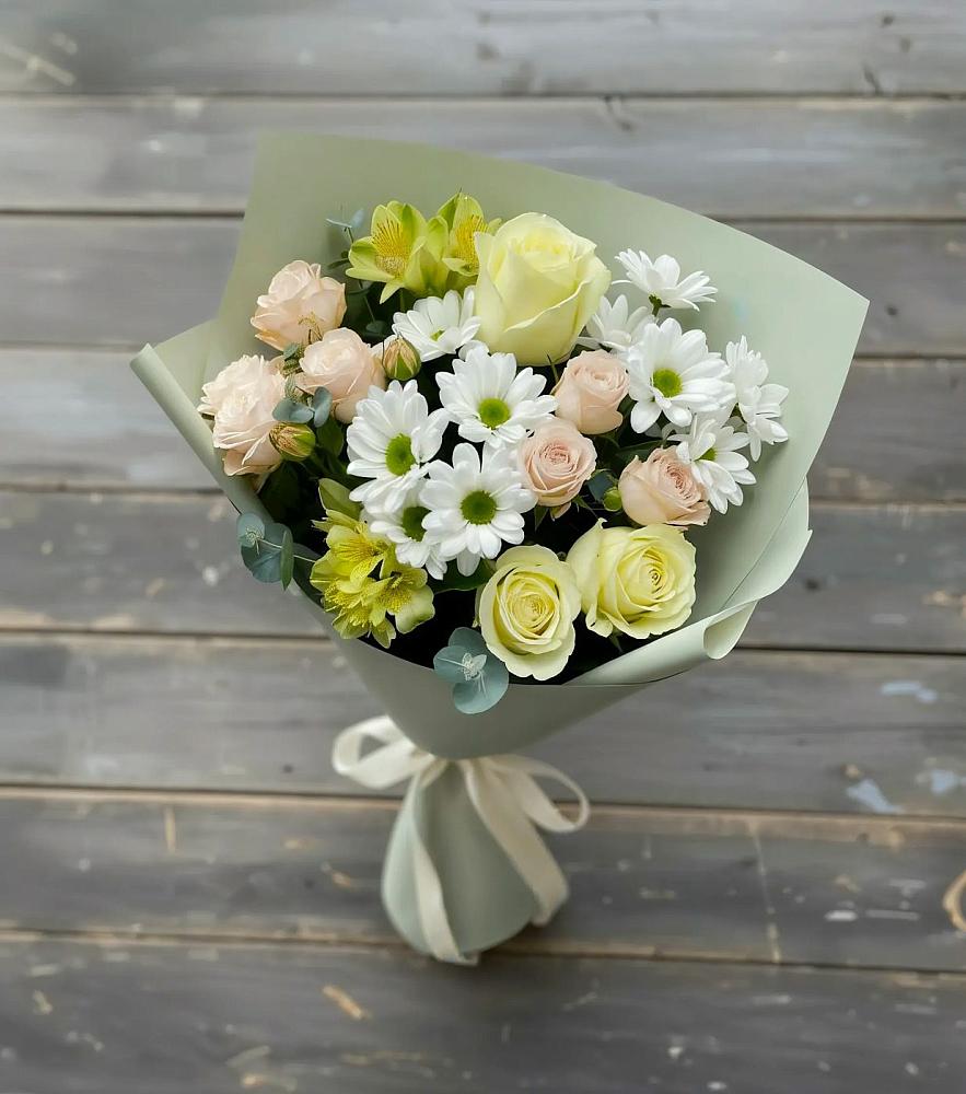Букет цветов из: Альстромерии, Розы и Хризантемы в поселок Сургут