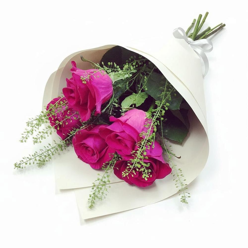 Букет цветов из: Розы в поселок Сургут