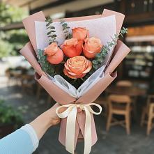 Букет цветов из:  Розы в поселок Сургут