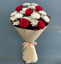 Букет цветов из:  Розы и Хризантемы в поселок Сургут