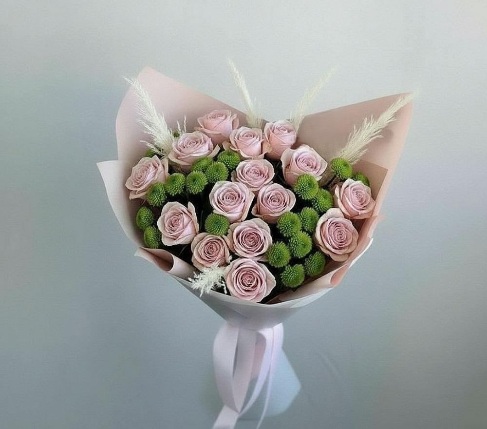 Букет цветов из: Розы и Хризантемы в поселок Сургут