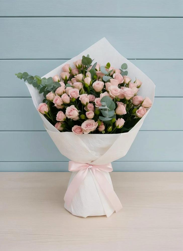 Букет цветов из: Розы в поселок Сургут