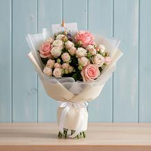 Букет цветов из:  Розы в поселок Сургут